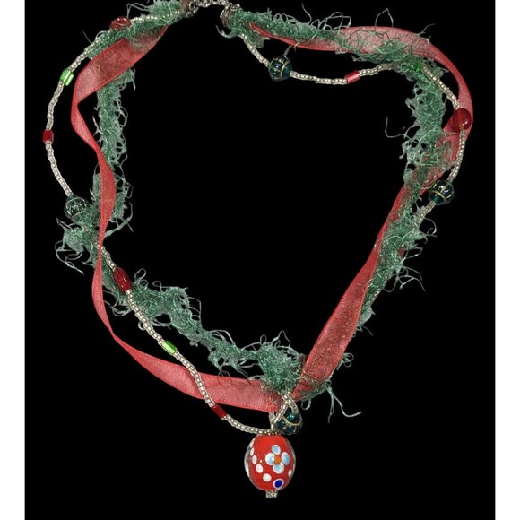 Abstract Floral Holiday Themed Red And Green Pendant Necklace - Picture 1 of 6